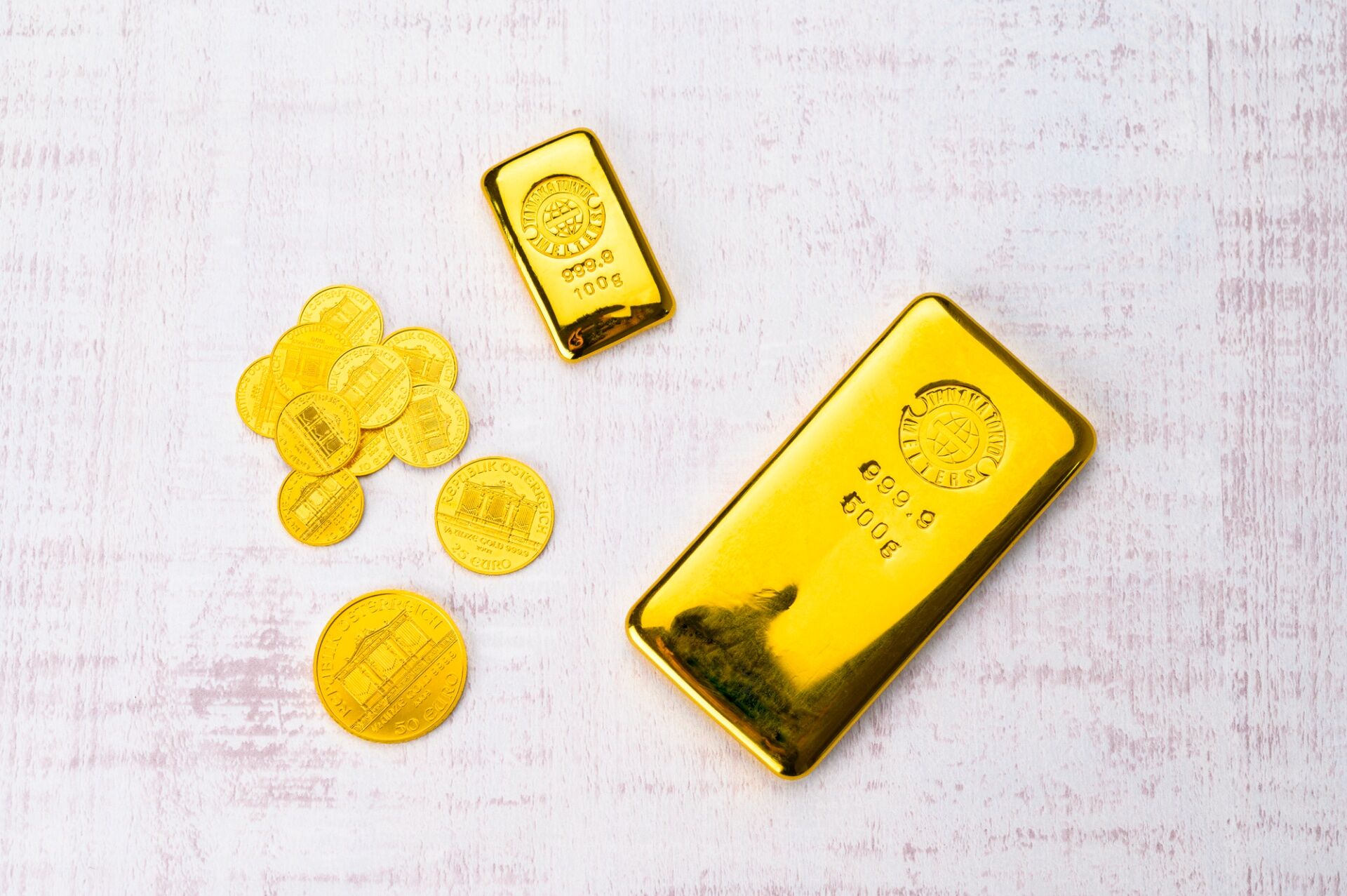 金